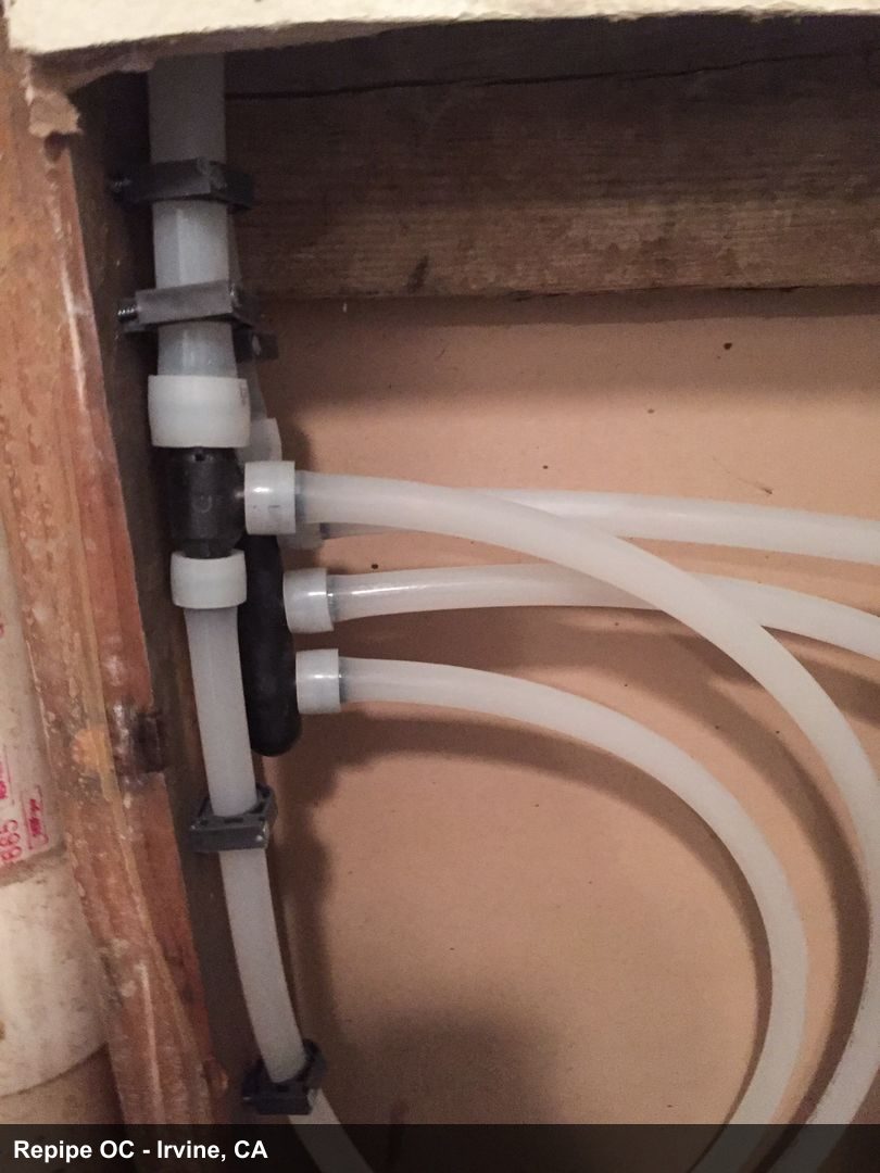 Repipe project photo - Irvine, CA home pipes before or after replacement by Repipe OC