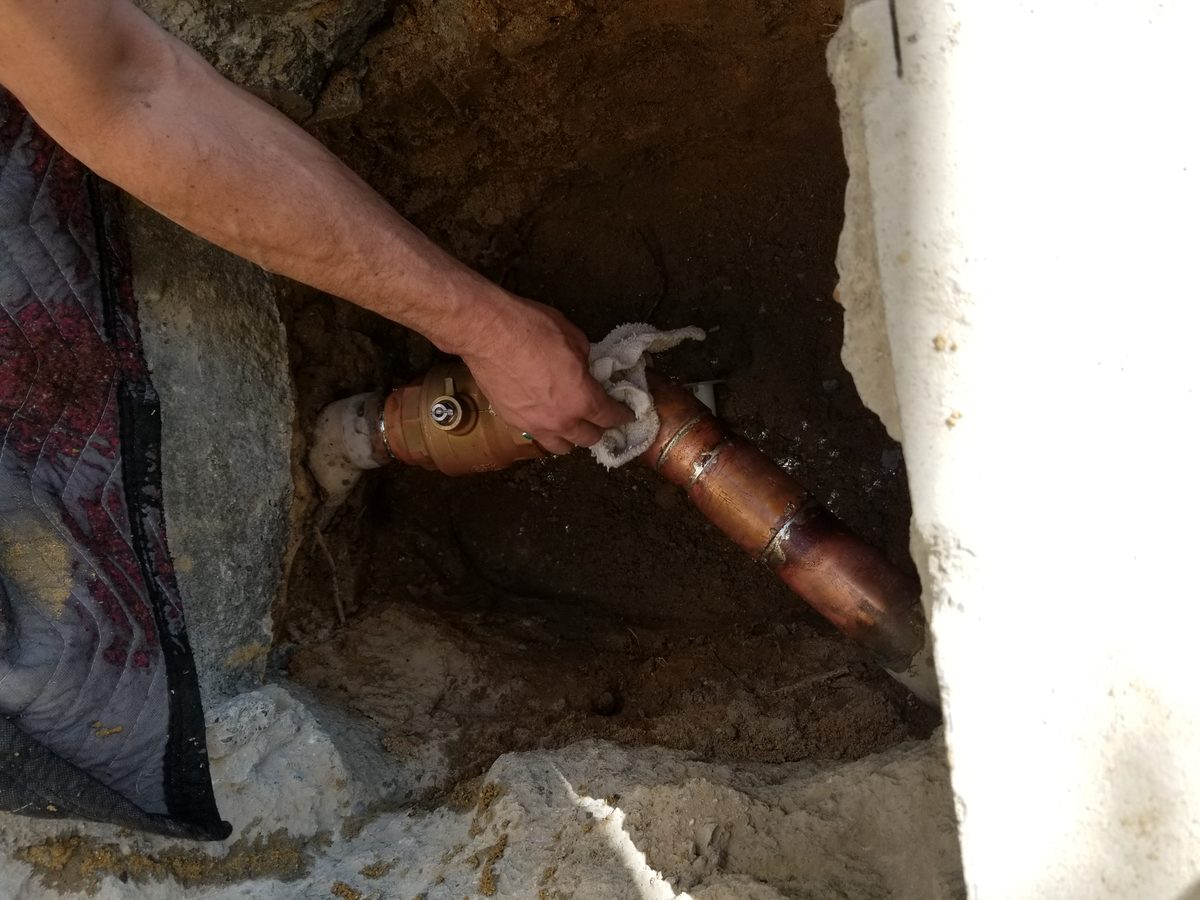 Newport Beach repipe project planning photo for water lines, fixtures, and shutoff coordination